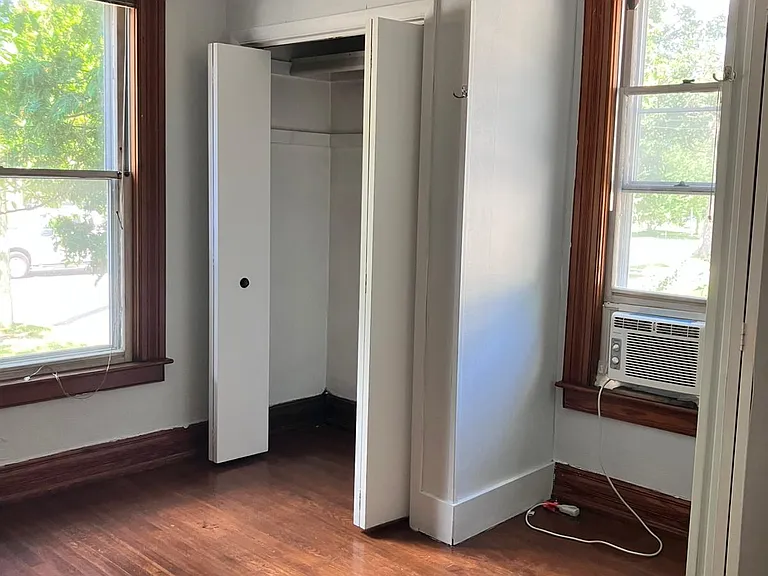 821 W Liberty St #1 — Photo 6