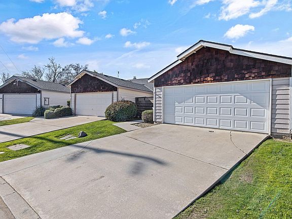 4th image of 504 N Velie Drive