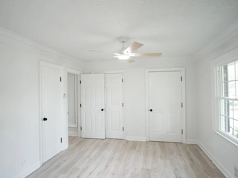 3120 Edinburgh Dr — Photo 43