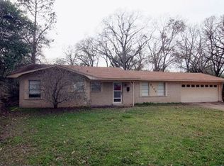 2123 Briarwood Dr, Tyler, TX 75701
