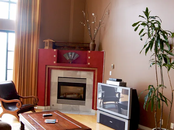 1568 Indiana St APT 1, San Francisco, CA 94107