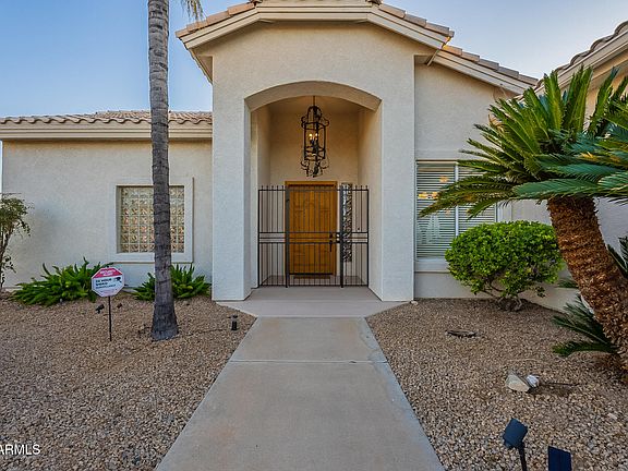 2nd image of 2741 E CLAIRE Drive
