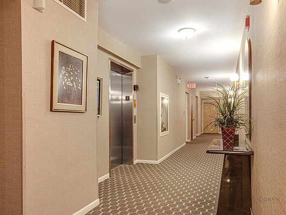 4th image of 1534 McDaniels Ave APT 2B