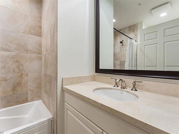 3rd image of 5080 Annunciation Cir #1306