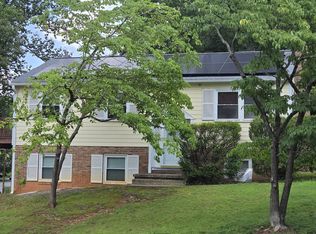 1431 Forest Ridge Rd, Charlottesville, VA 22903