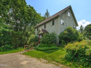 29 Jay Ln, Great Barrington, MA 01230