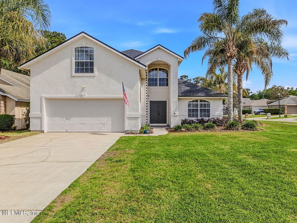 1st image of 811 HICKORY KNOLLS Drive