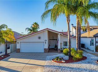 23854 Continental Dr, Canyon Lake, CA 92587