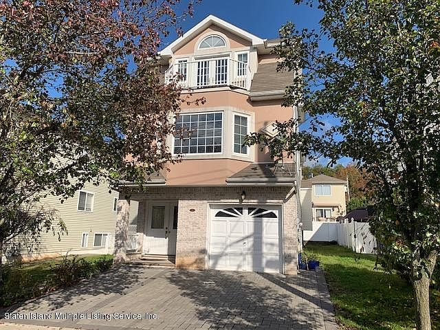 1st image of 99 Herrick Ave