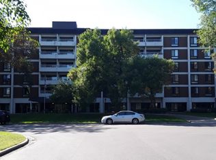 6400 York Ave S, Edina, MN 55435