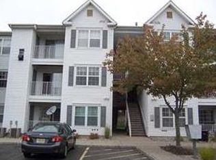 624 Waterford Dr, Edison, NJ