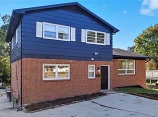 1411 S Benbow Rd, Greensboro, NC 27406