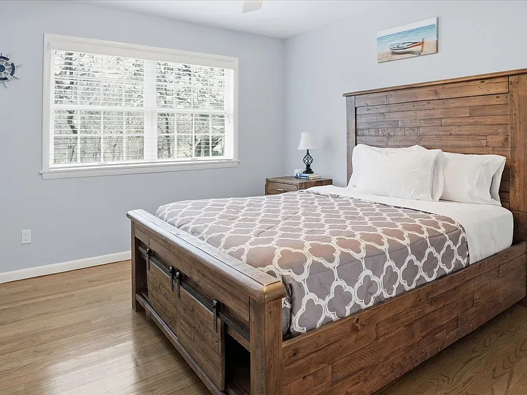 20 Stuart Ct — Photo 30