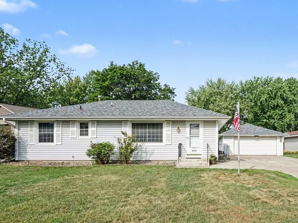 14669 Danbury Ave, Rosemount, MN 55068