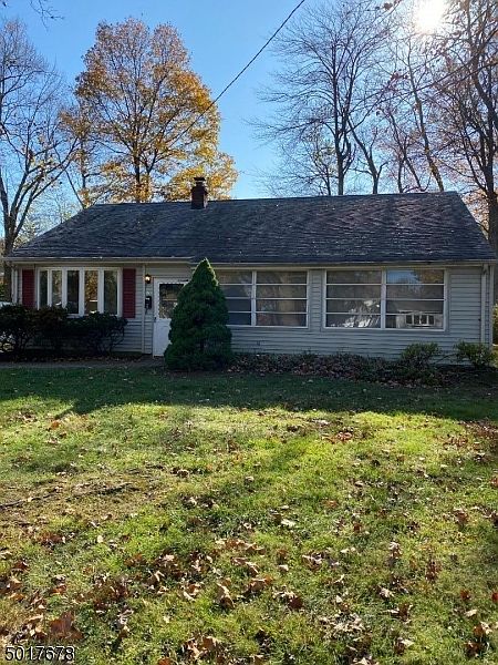 2nd image of 16 Demarest Rd