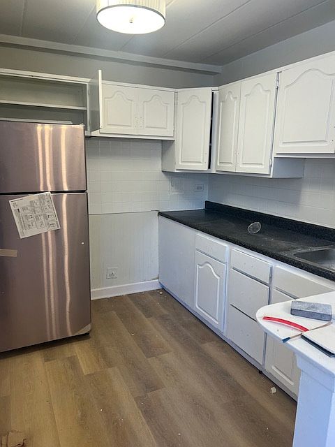 1st image of 2035 W Granville Ave Unit 1