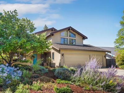 6 Las Positas Cir, Sacramento, CA, 95831
