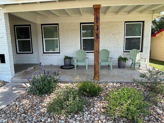 4th image of 237 Mink Dr