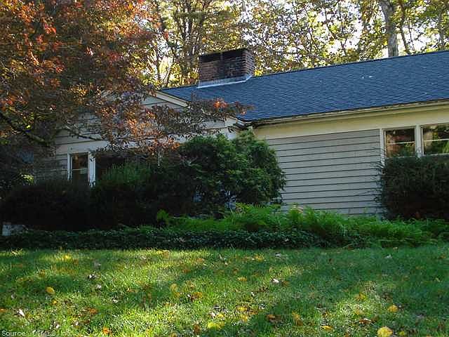 2nd image of 17 Reservoir Rd