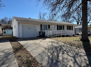 7525 E 52nd St, Kansas City, MO 64129