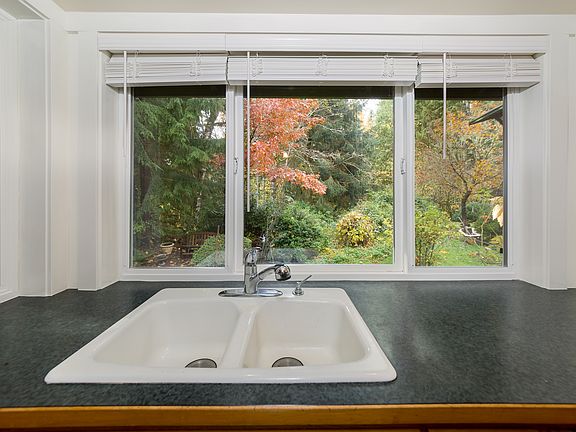 Beautiful view of yard.