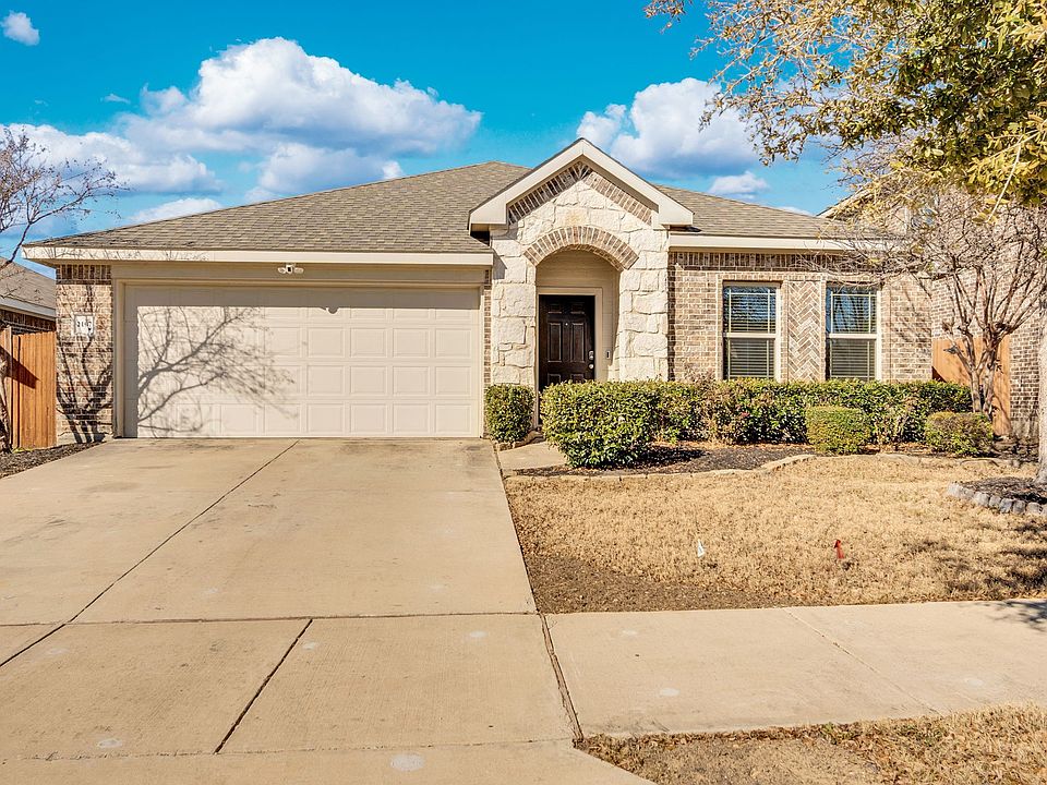 1st image of 2107 Danibelle Dr