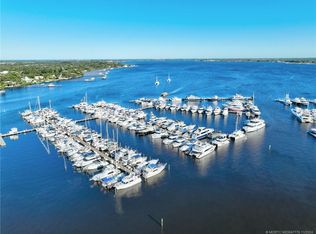 775 NW Flagler Ave APT 402, Stuart, FL 34994