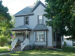 213 Orchard St, Chebanse, IL 60922