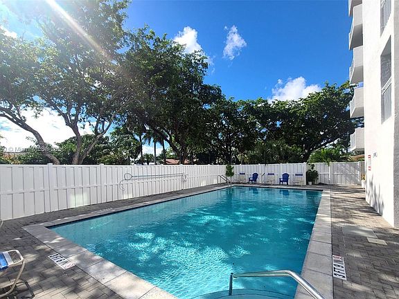 3rd image of 6000 NE 22nd Way APT 2H