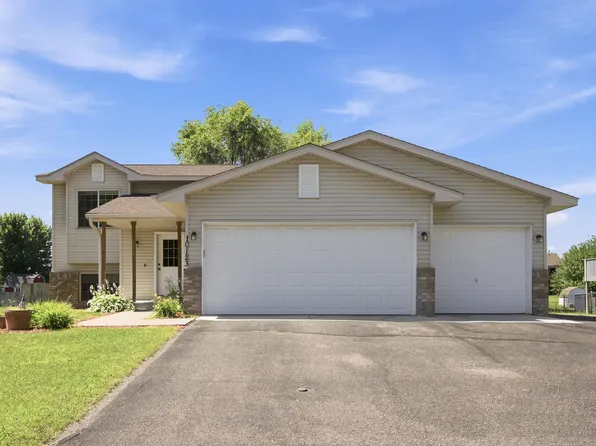 10123 Park Place Dr, Monticello, MN 55362
