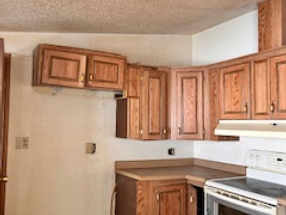 4th image of 1421 Francis Mine Rd