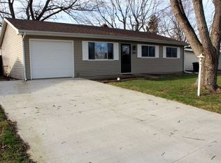 2001 S Victoria Dr, Muncie, IN 47302