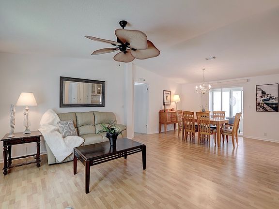 5th image of 814 Sapodilla Dr