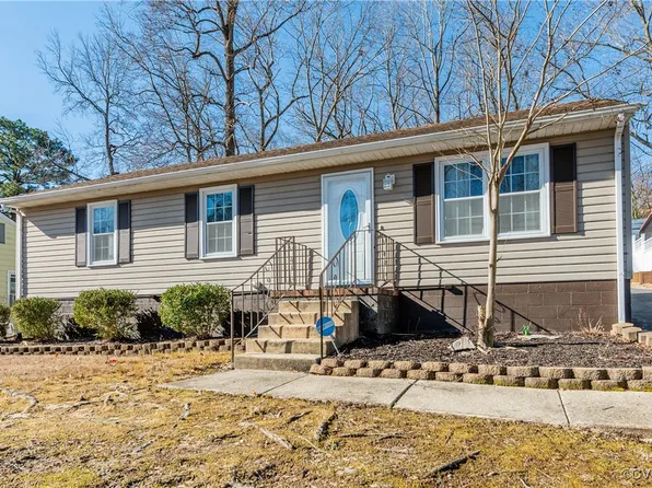 15814 Gary Ave, Chester, VA 23831