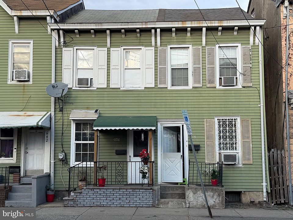 1st image of 638 N Olden Ave