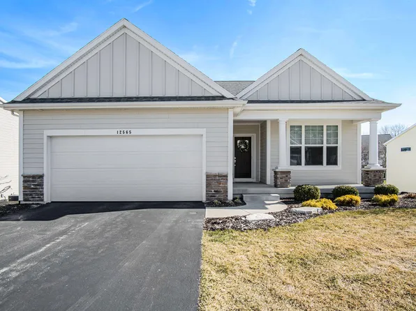 12565 Retreat Dr #34, Grand Haven, MI 49417