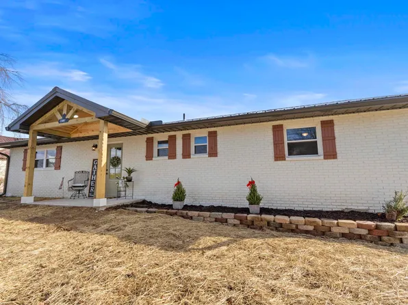 2106 Riddle St, Flatwoods, KY 41139