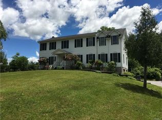80 Midland Lake Rd S, Middletown, NY 10940