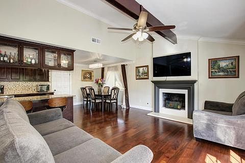 4th image of 5415 Comstock Ct