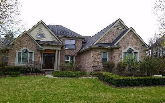 2nd image of 47611 Manorwood Dr