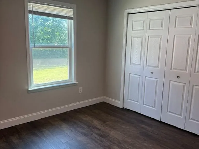385 Virginia Street — Photo 8
