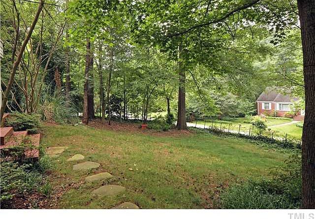 2nd image of 714 Runnymede Rd