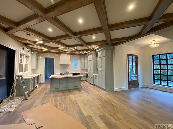 5th image of 339 Birchwood Drive #N/A