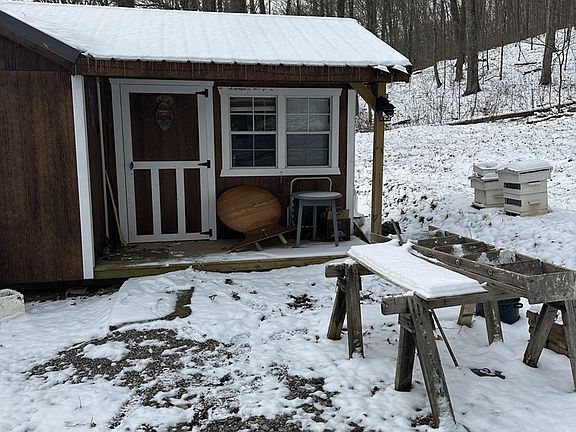 2nd image of 27 Pike Lake Rd