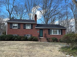3514 Pinebrook Dr, Richmond, VA 23225