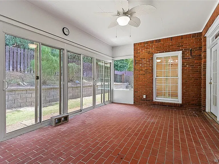 4 bed, 2968 sqft, $3,200 — Photo 3
