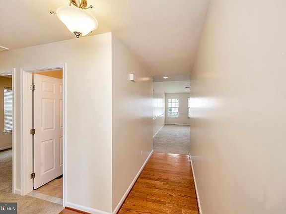 4th image of 6308 W Dranesville Dr