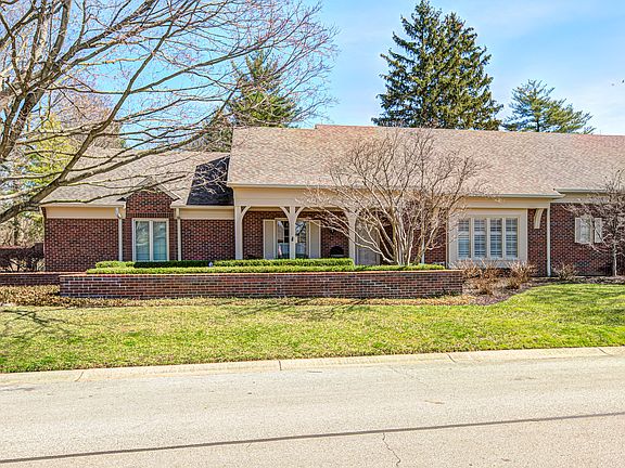 3rd image of 7943 Beaumont Green East Dr
