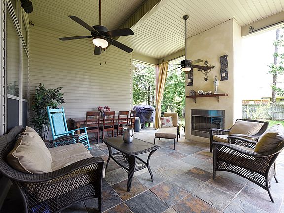 2nd image of 3006 Hill Ct