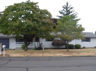 18041 SE Mill St, Portland, OR 97233